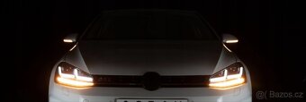 OSRAM LED světlomety VW Golf 7 před fl
Dynamický blinkr - 10