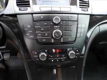 Opel Insignia 2,0 CDTI COSMO - 10