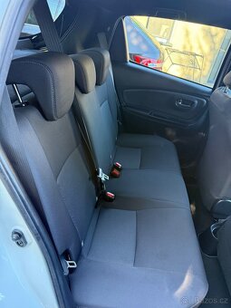 Toyota Yaris 2017 první majitel - 10