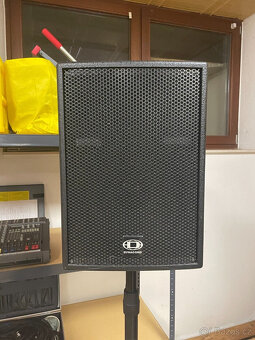 Zvukový systém DYNACORD - 2 reproduktory, basový reproduktor - 10