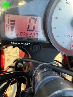 Yamaha YZF R125 - 10