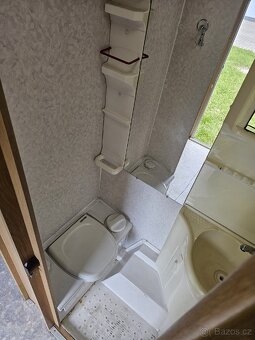 Obytný karavan Chateau Cantara - 10