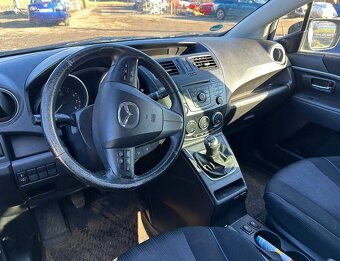 Mazda 5 CW 2.0i havarovaná - 10