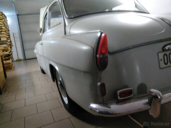 ŠKODA OCTAVIA 985 - 10