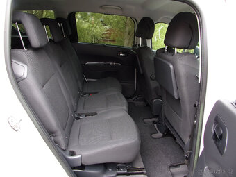 Peugeot 5008 1.6i,digiklima,7 míst,tažné,1.majitel,serviska - 10