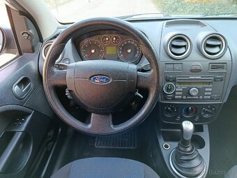 Ford fiesta - 10