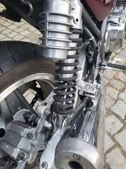 Kawasaki Zephyr 750 C - 10