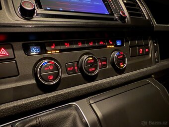 VW Multivan T6 DSG-LED-TAŽNÉ-Šedá metal. Natural Grey - 10