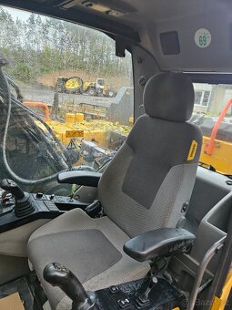 Pásový bagr Volvo EC160 e - 10