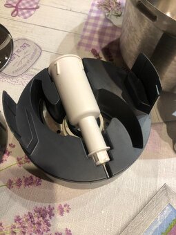 Kuchyňský obot Krups  KA 801 - 10