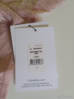 Dámské kalhotky Victoria´s Secret a Calvin Klein - 10