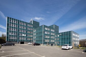 Pronájem skladového prostoru, 41m2, uzamykatelný, P5 - Jinon - 10