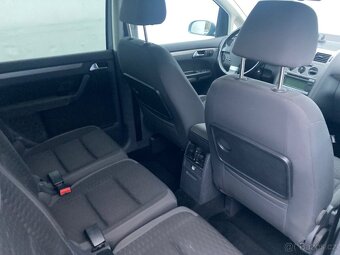 Volkswagen Touran, 2,0 TDi, automat DSG, vyhř.sedadla - 10