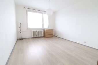 Byt 2+1 s lodžií, 66 m², Hradec Králové – ul. Fričova. - 10