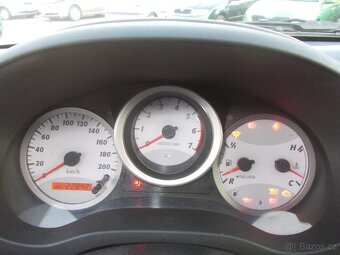 Toyota Rav4, 2.0D-4D 4x4 2005 - 10