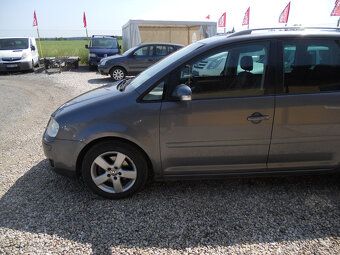 Volkswagen Touran 2.0 TDi 103Kw - 10