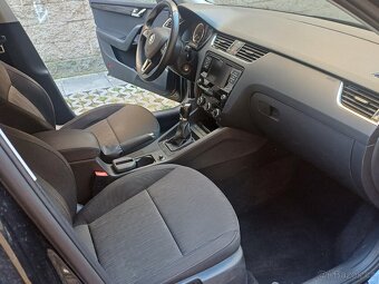 Octavia 3 Face 2.0 tdi 110kW 143 tkm Style - 10