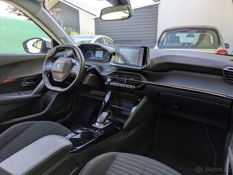PEUGEOT E-2008 ACTIVE 50kWh, SOH 100%, DPH - 10