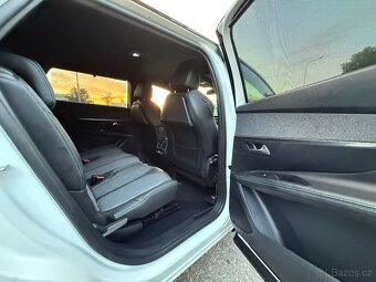 Peugeot 5008 7 míst individuální výbava - 10