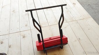 ZÁVAŽÍ PRO ZAHRADNÍ TRAKTOR - 10