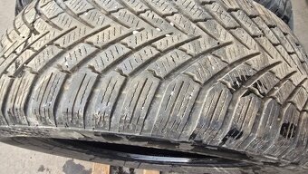 Zimní pneu 205/55/16 Continental - 10