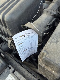 Hyundai i30 CW 1.4 80kW 2011 - 10