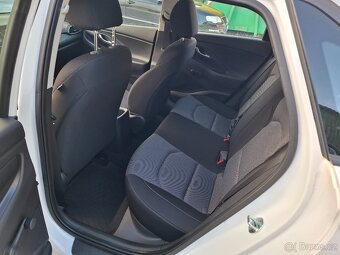 Hyundai i30 1.0i BENZIN r.22 43000km po1.majiteli PLNÝSERVIS - 10