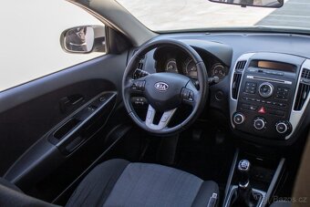 Kia Cee´d SW 1.6 CRDi - 10
