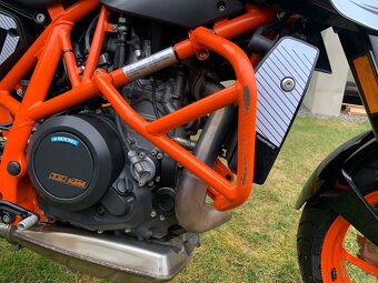KTM Duke 690R - 10
