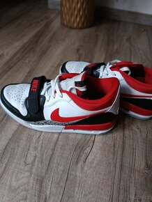 Jordan vel.44 - 10