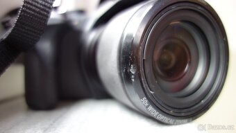 DF Olympus SP-100EE-nefunkční zoom - 10