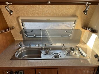 Karavan bürstner Averso 410 TS - 10