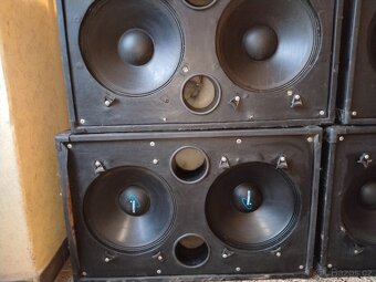 Basové Boxy Altronix 1200 wattů 8 ohmů - 10