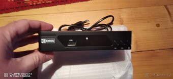 Prodám televizi Sharp + set top box dvb t2 Emos - 10