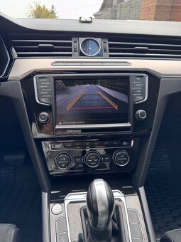 Volkswagen Passat 2.0 TDI, 4x4 - 1.majitel, garážovaný - 10
