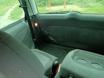 Volkswagen Sharan - 10