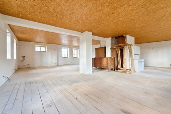 Prodej rodinného domu, 520 m2, Jindřichův Hradec, ul. Dolní  - 10