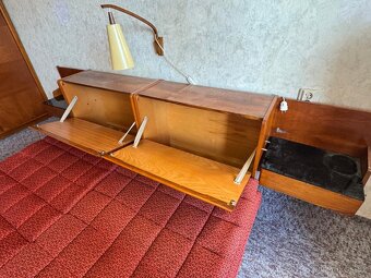 Ložnicový nábytek, postele, knihovna, noční stolky - 10