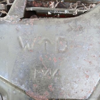 VOJENSKE KANYSTRY - 10