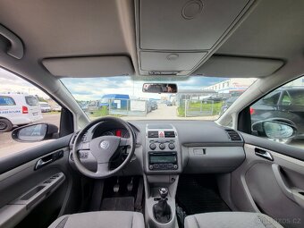 VW Touran facelift 1.9TDI, 77kw,nová STK.7 míst - 10