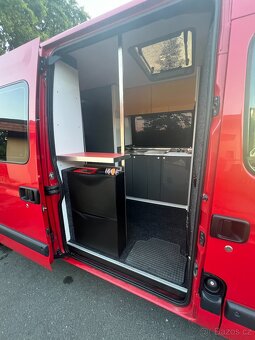 Obytná dodávka - Opel Movano 2.5 CDTi - 10