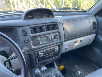 MITSUBISHI PAJERO SPORT 2.5TD 4X4 2002 - 10