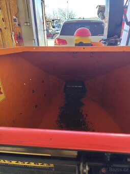 Štepkovač Forst, drtí do 16cm priemeru. - 10