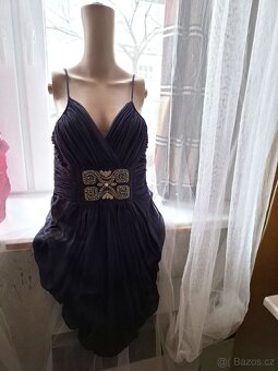 Černé hedvábné letní šaty - 10