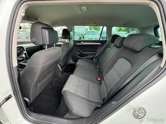 Volkswagen Passat 2.0TDI 110kw DSG/kamera/masáž/senzory - 10
