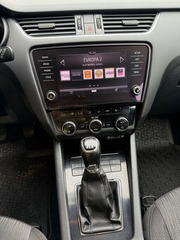 Skoda Octavia 3 combi facelift 2.0TDI 110kw 4x4 2017 - 10