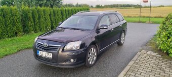 TOYOTA Avensis 2,2 D-4D - 10