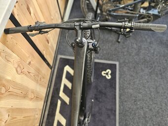 NOVÉ KARBONOVÉ HORSKÉ KOLO MRX, 130 mm zdvih, teleskopická s - 10