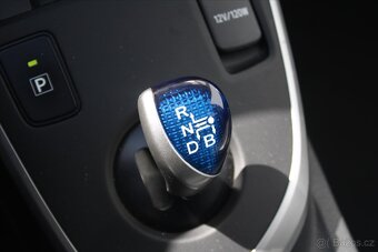Toyota Auris 1.8i HYBRID STYLE ČR (2014) - 10