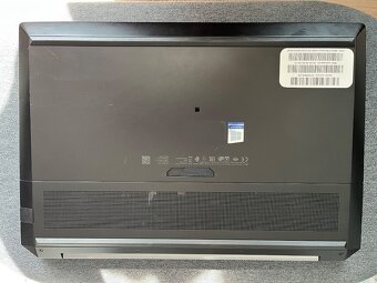HP ZBook 15G6 + dokovací stanice HP Thunderbolt G2 - 10